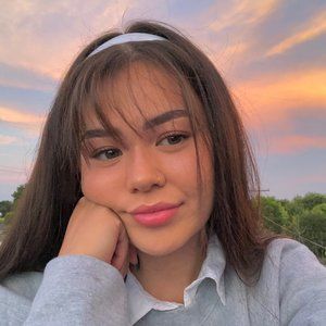 Meet your Posher, Marisa